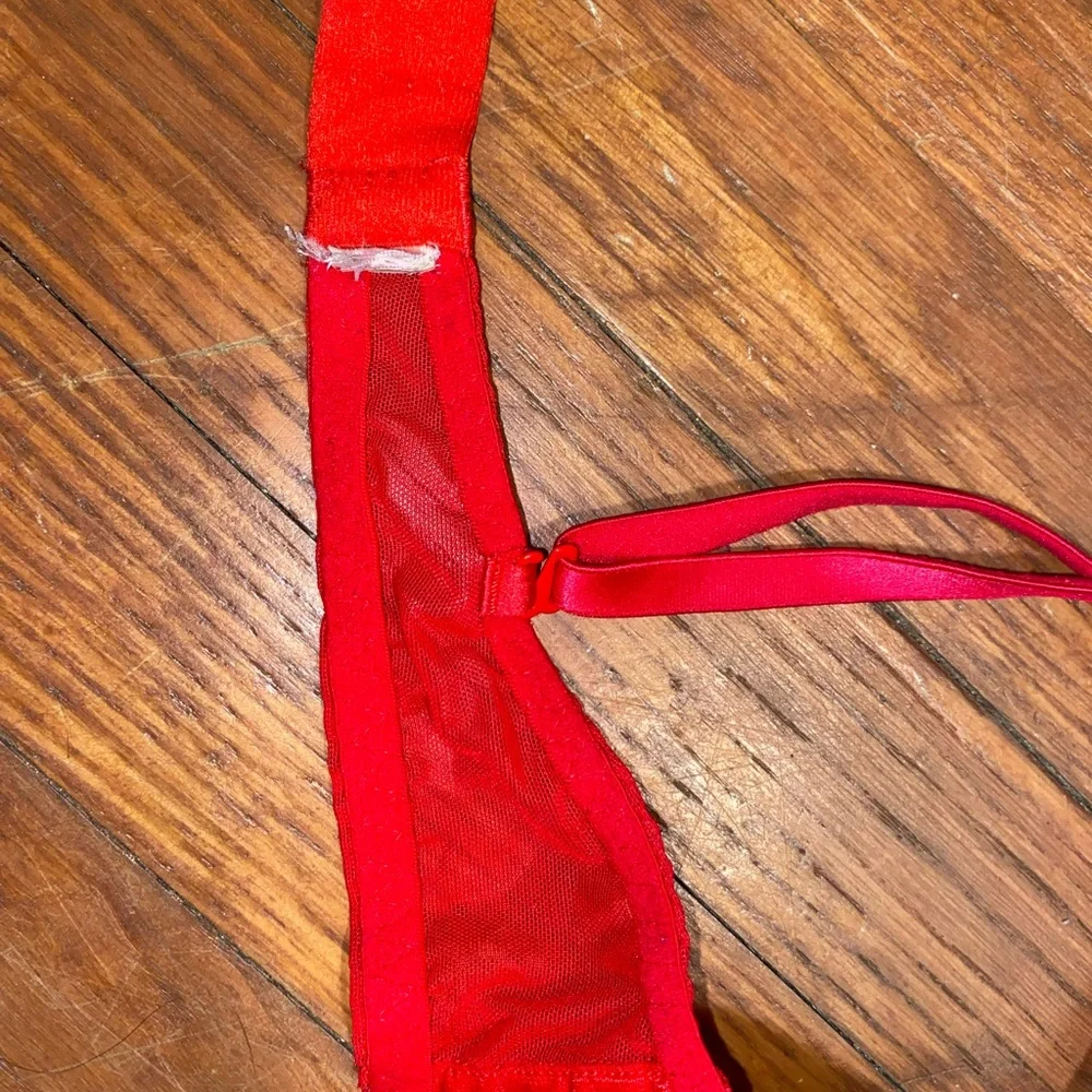 Red PINK by VS bra Size 34B - Picture 10 of 12